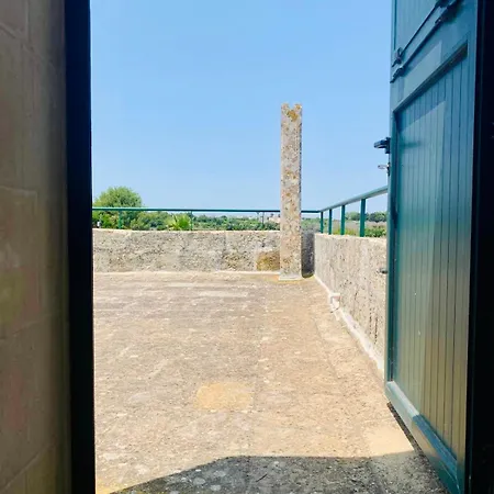 Nyaraló La Limesa, A 200 Year Old Converted Stable In Otranto