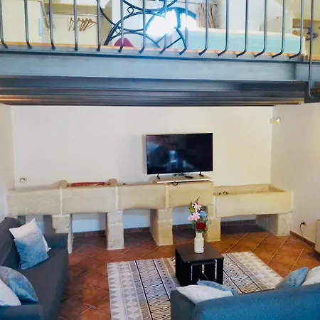 La Limesa, A 200 Year Old Converted Stable In Casa de Férias *